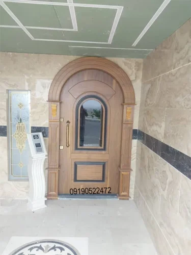 درب هلالی دستگیره‌دار